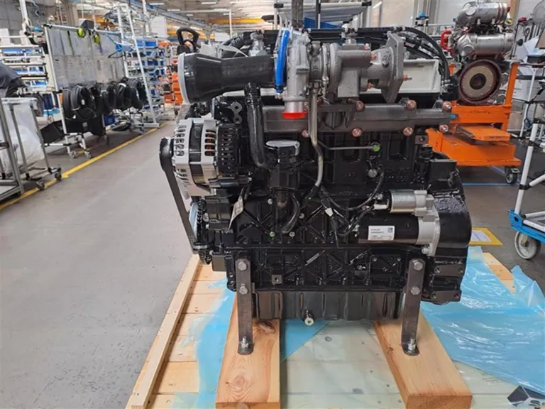 LOMBARDINI/KOHLER - KDI 2504TCR NA V-Belt LRC - 2025 - 4 Zylinder Dieselmotor